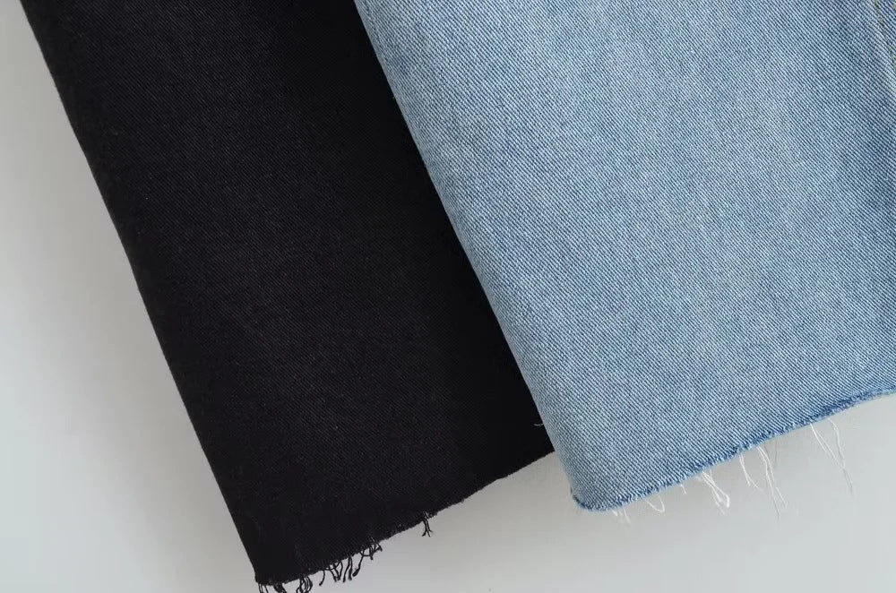 Chic Frayed High-Slit Denim Skirt