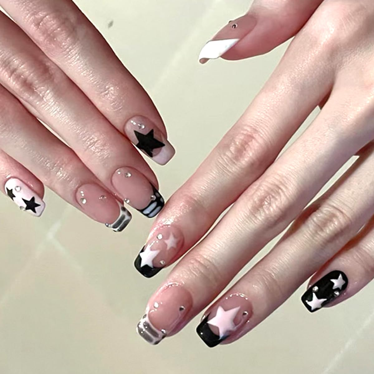 Chic Square French Press-On Nails with Starry Rhinestones, 24Pcs